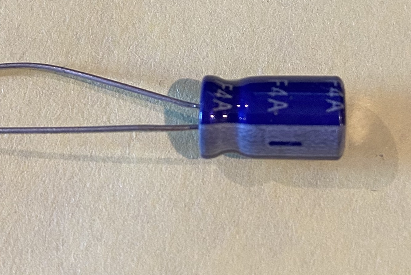 100uF/16V