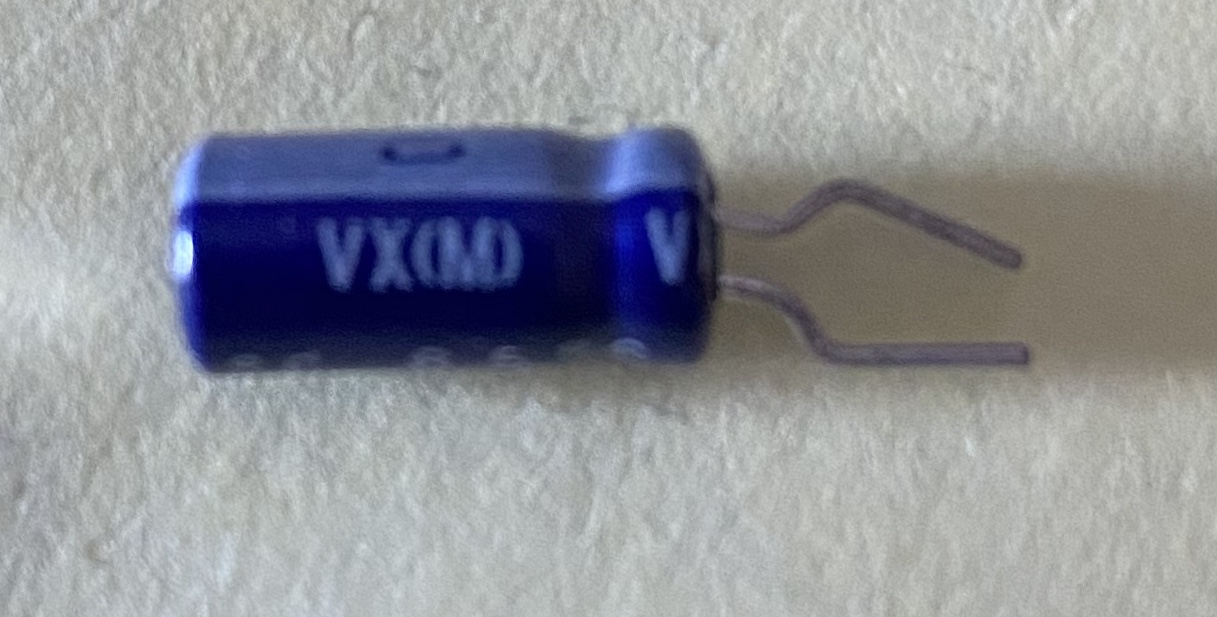 2,2uF/100V