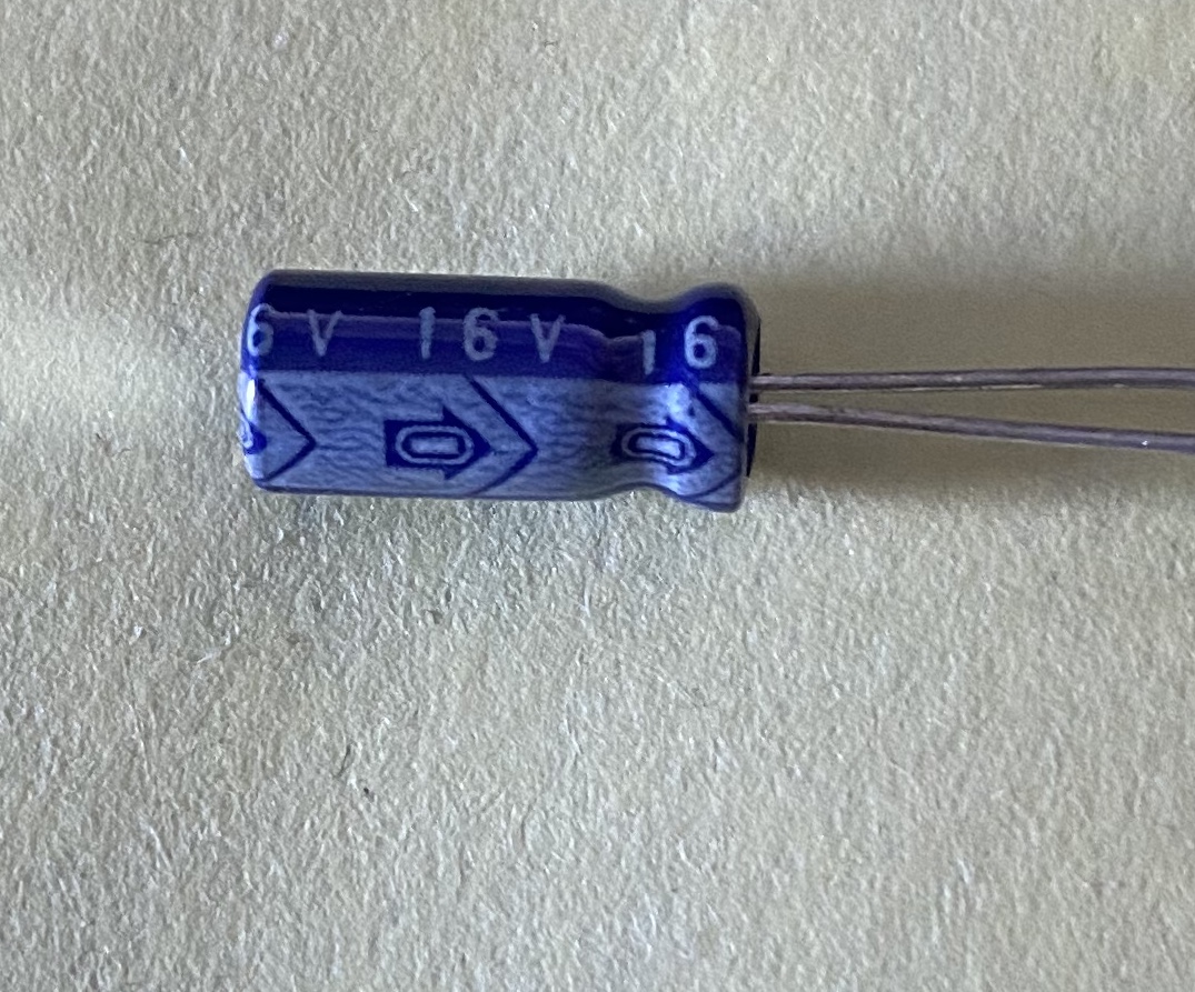 22uF/16V